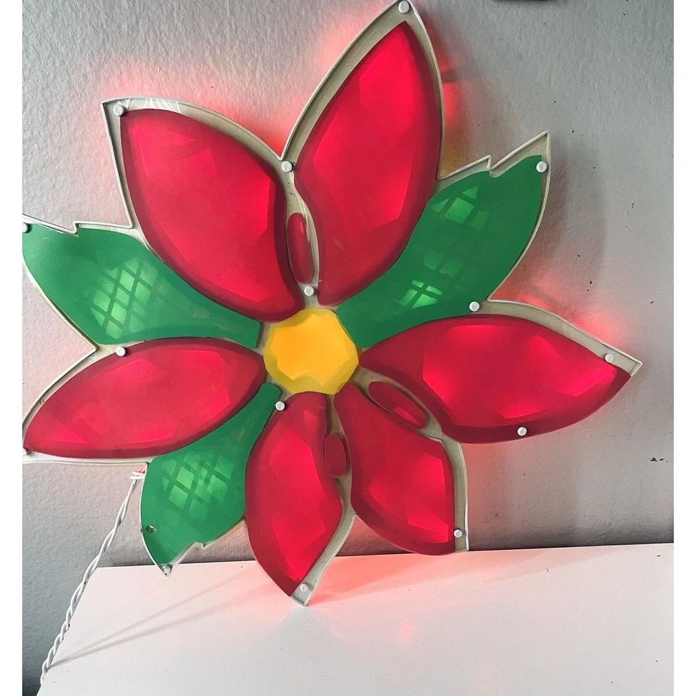 Holiday‎ Time Lighted Holly Indoor/Outdoor 22